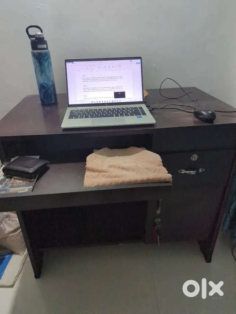 Rarely used Study table with drawers for dale