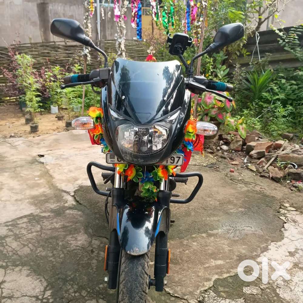 Pulsar 150, Aprilia 125storm for sale contact me