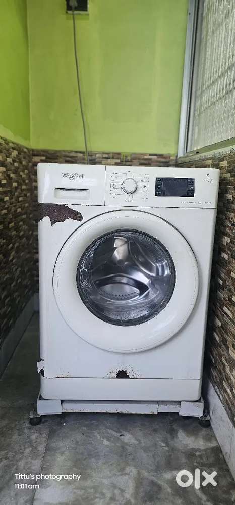 Whirlpool front door washing machine for sale