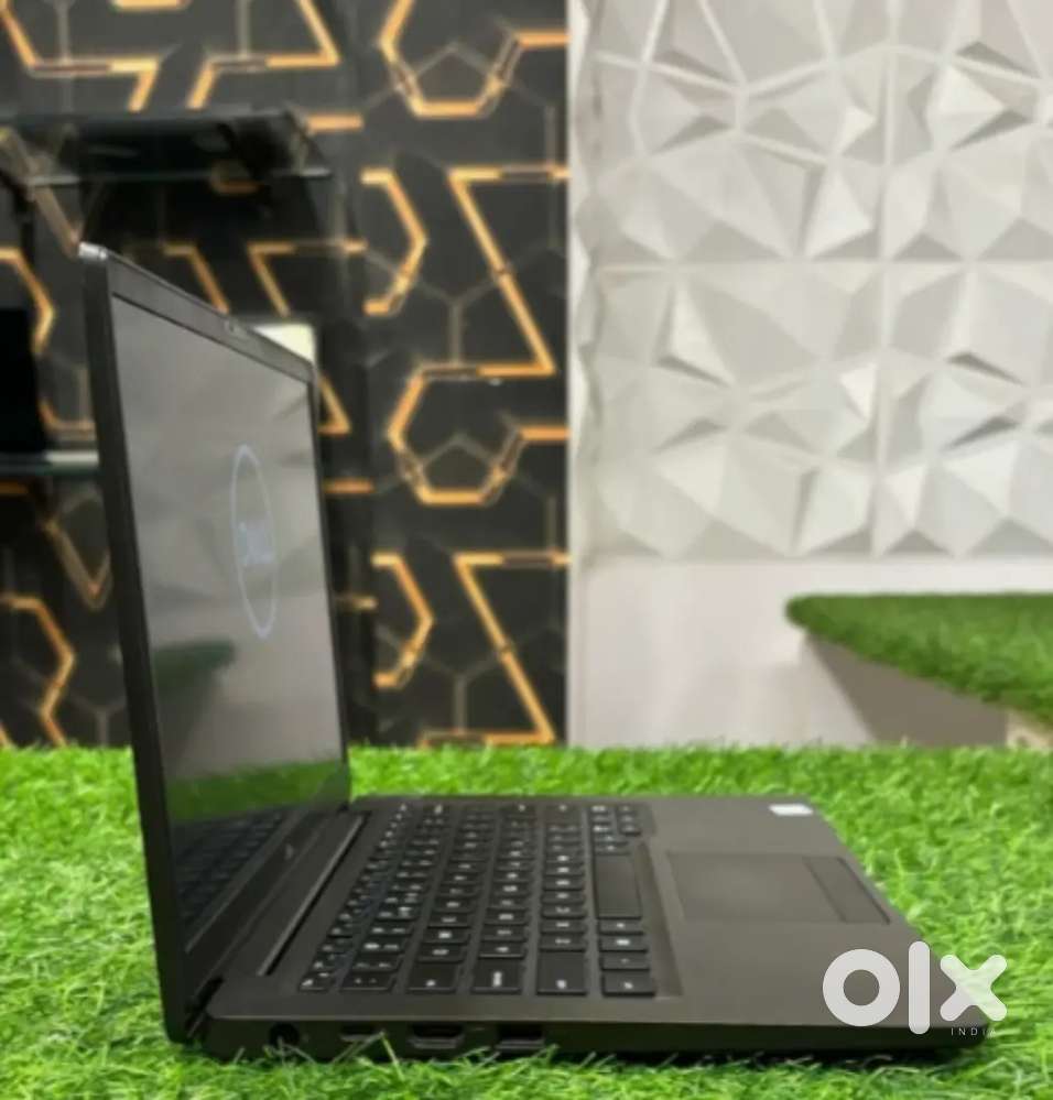 Dell i5 win 10 Buisness latitude series new condition