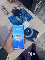 Vivo v40 8/256 fresh condition only  3 month old