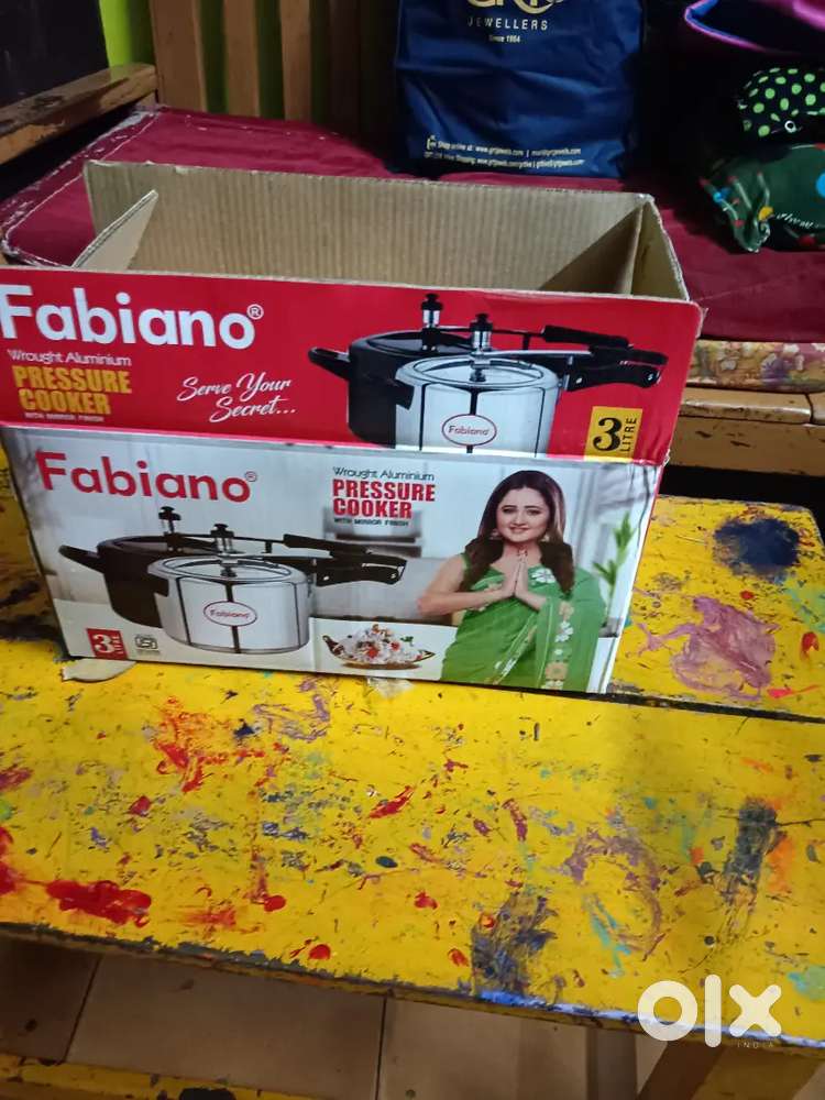Fabiano 3 Ltr Pressure cooker inner lid induction base
