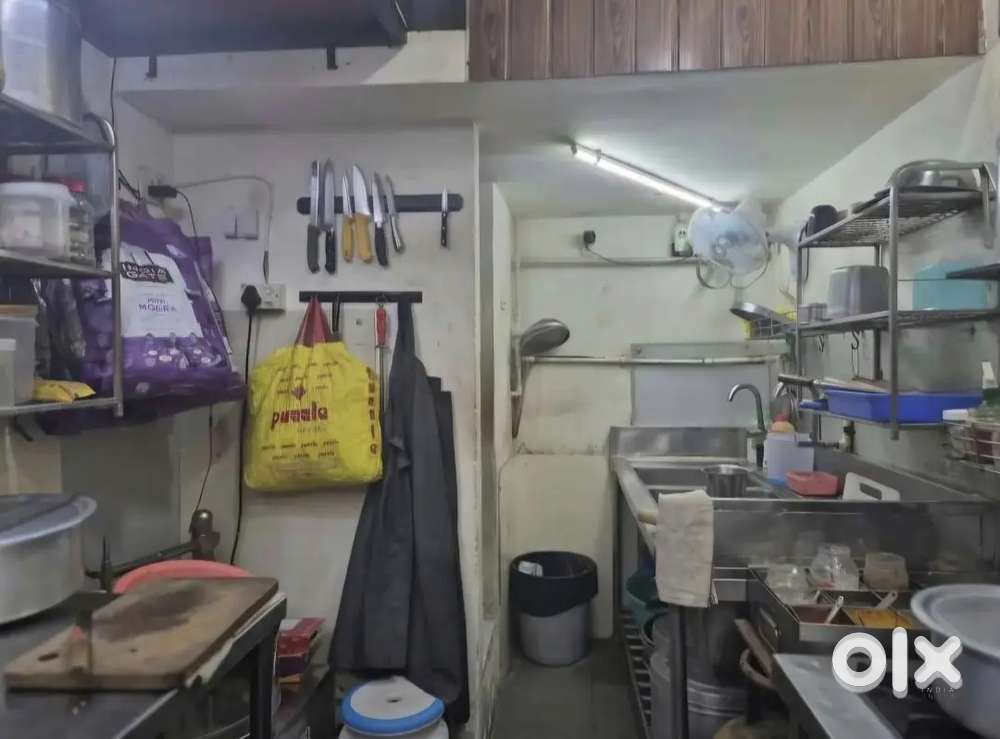 A running kitchen outlet for sale as a  fully operational.