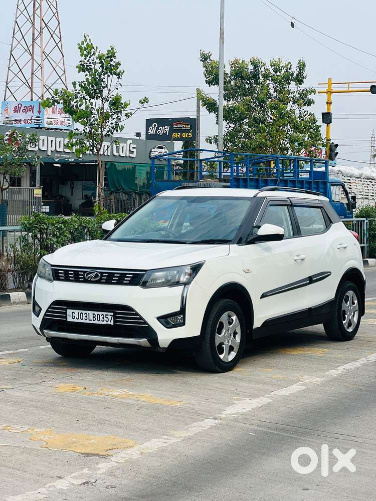 Mahindra XUV300 W6, 2019, CNG & Hybrids