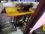 Fixed price .Sewing machine in  a good condition