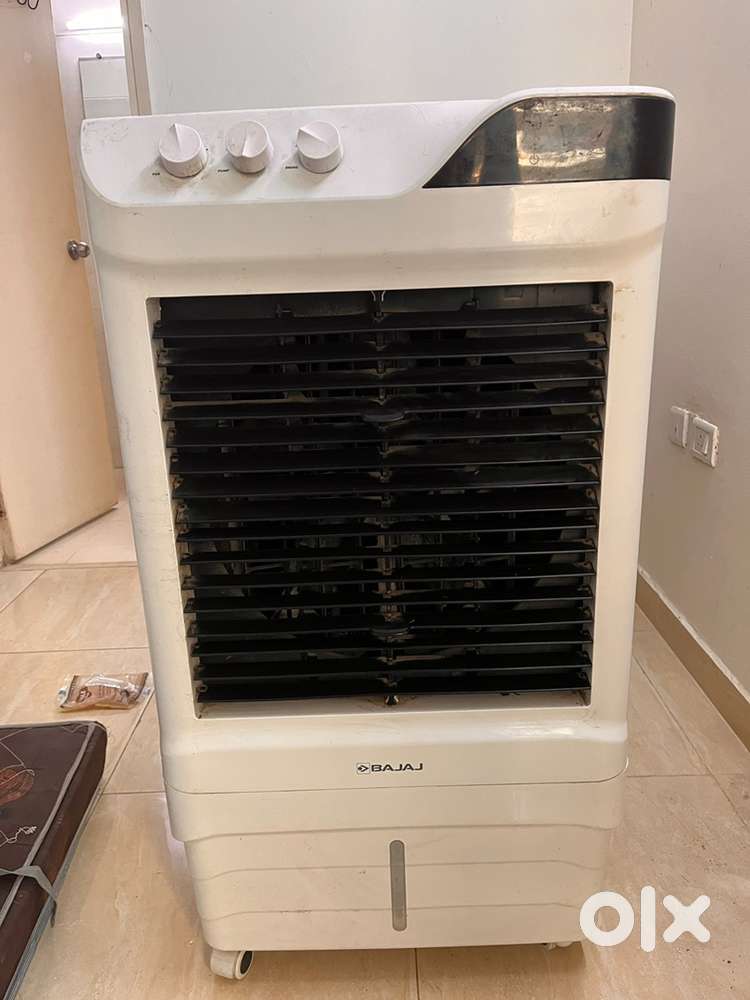 Bajaj cooler with good condition