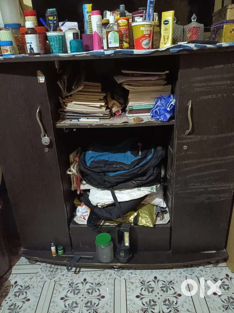 Black Storagable kapat (Black colour wardrobe)