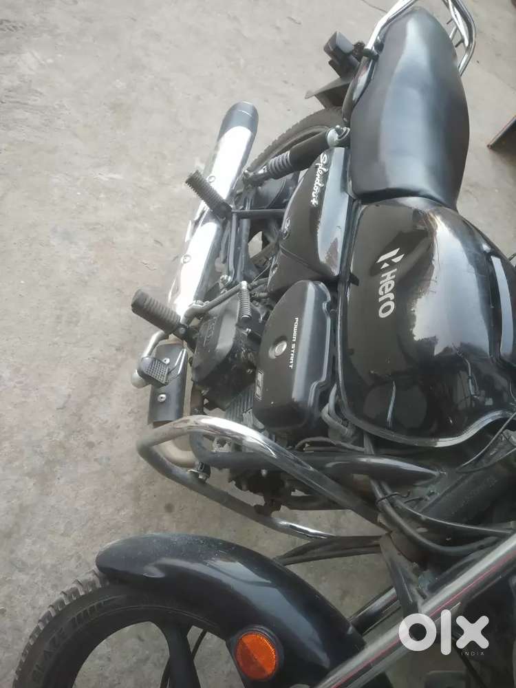 Hero splendor black 2023 model 50k driven come n see first