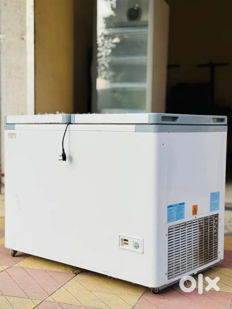 Western deep fridge 300 litre