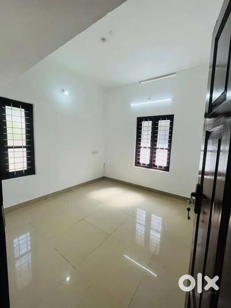 3 BHK HOUSE 13000 RENT MEVARAM 5 BHK HOUSE PALATHARA 19000 RENT