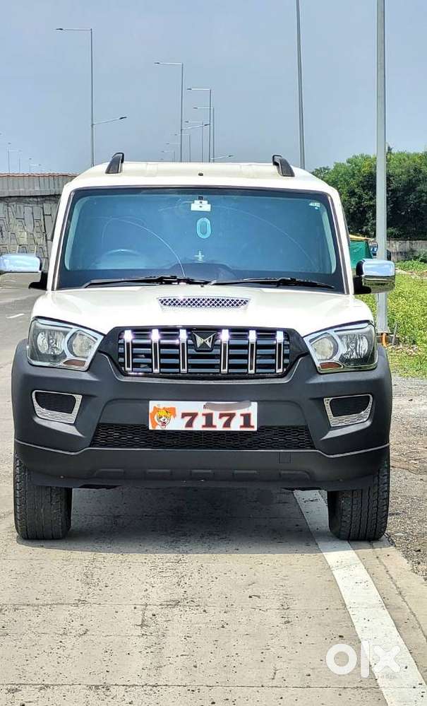 Mahindra Scorpio S4 Plus, 2017, Diesel