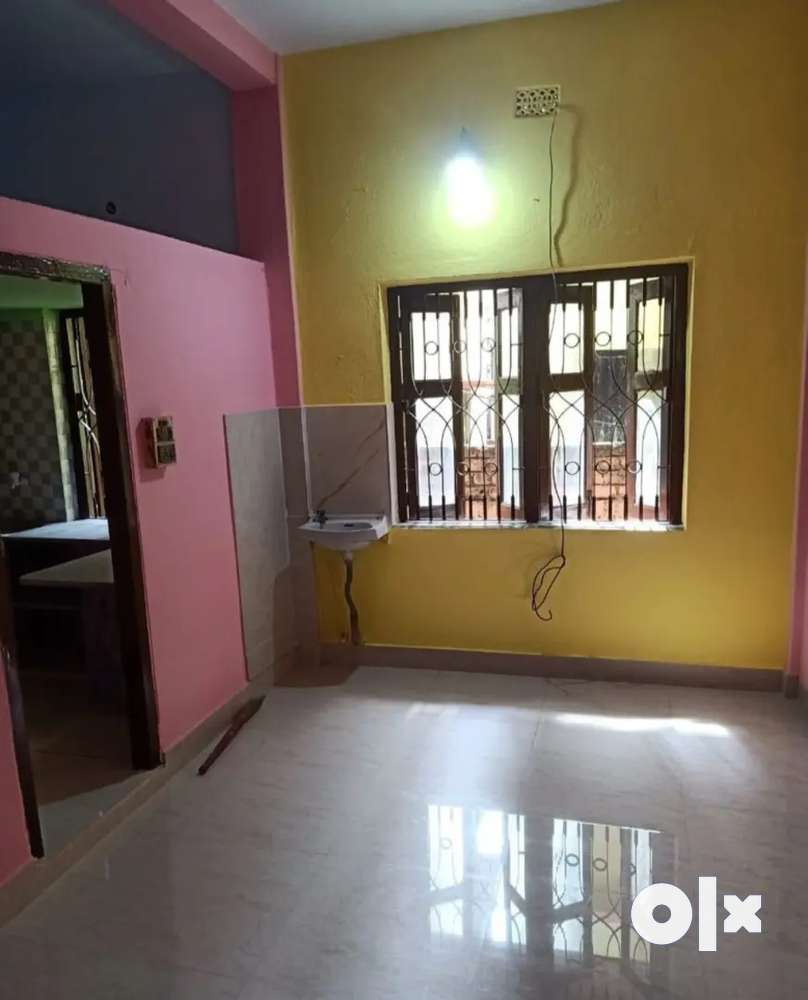 Brended Property 1ROOM Available for rent Near Dum Dum Metro local