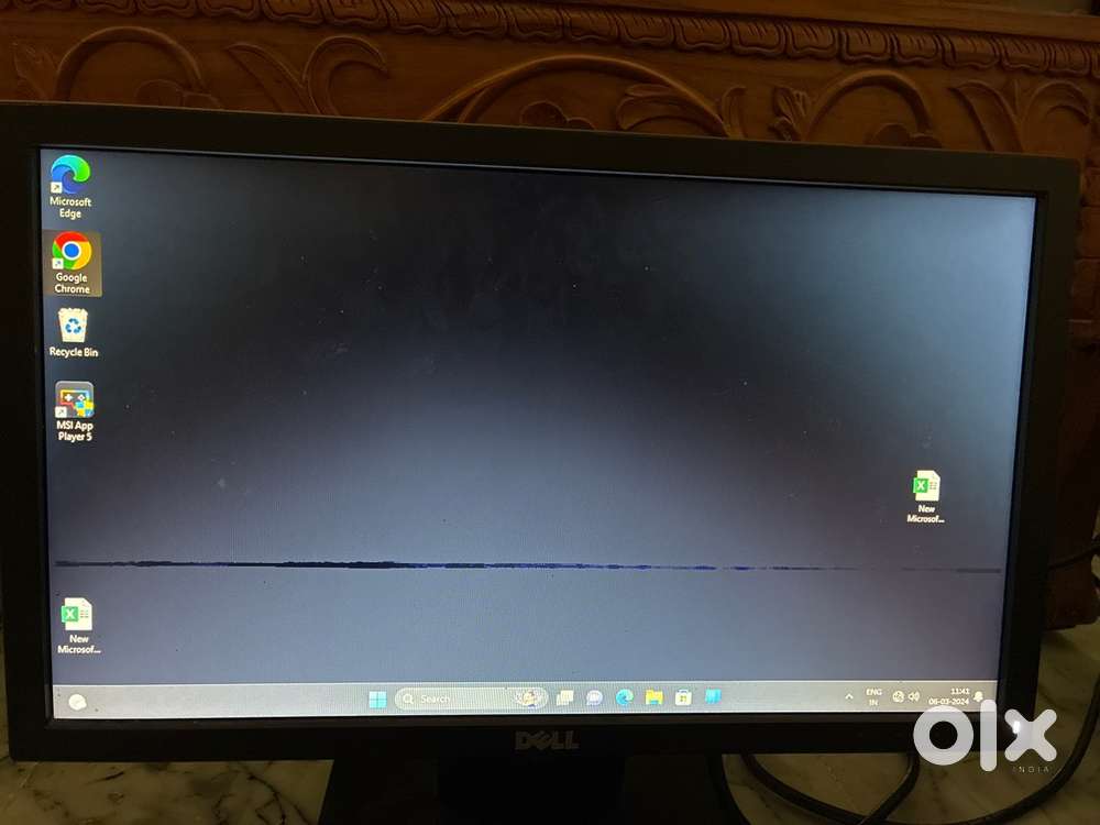Dell (21.5) full hd Monitor and cpu and mouse