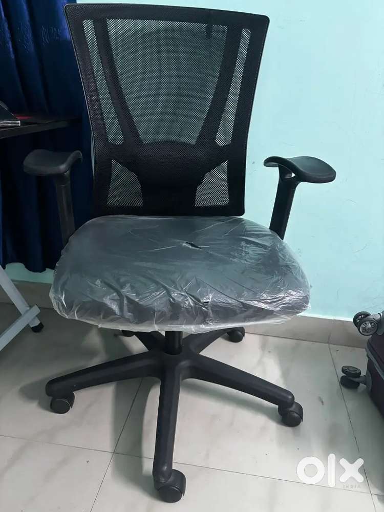 Office Chair for Sale – Excellent Condition!