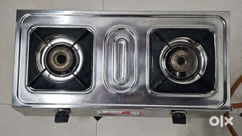 1 month old gas stove with regulator