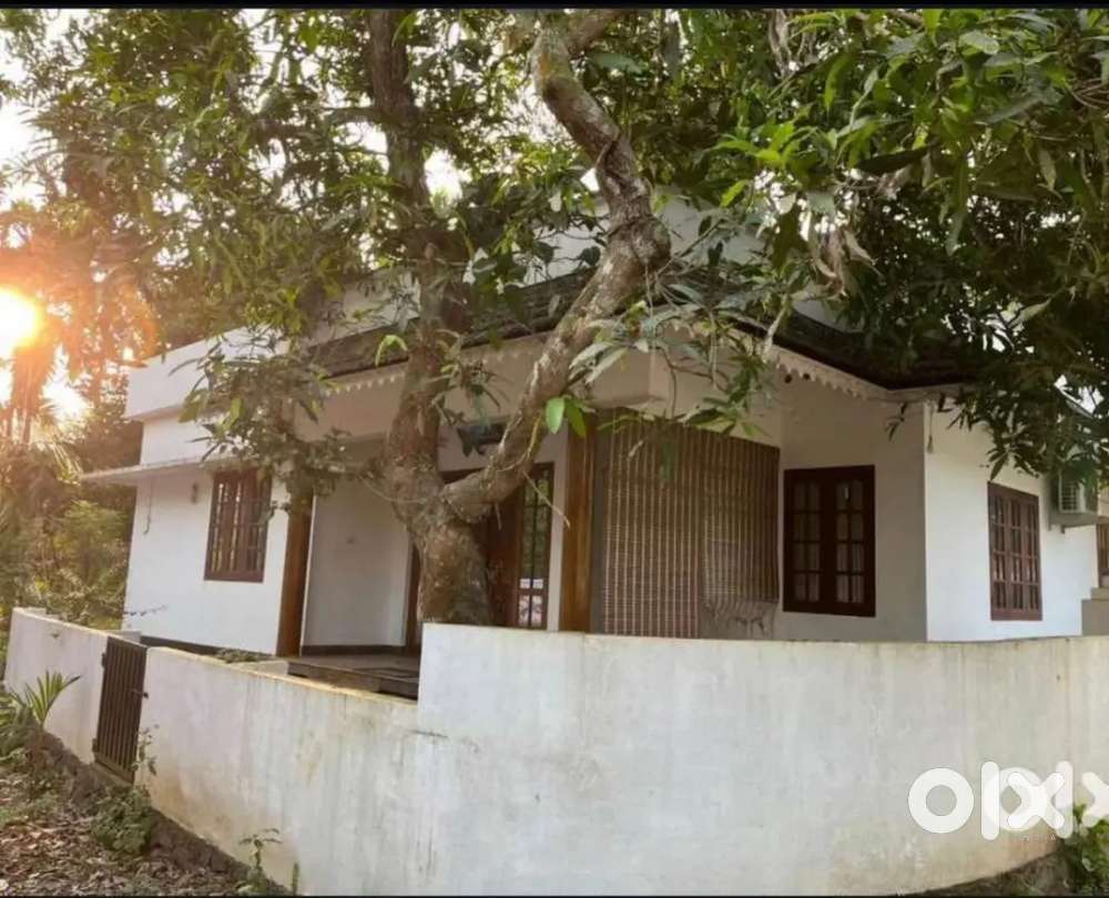 Furnished house with ac