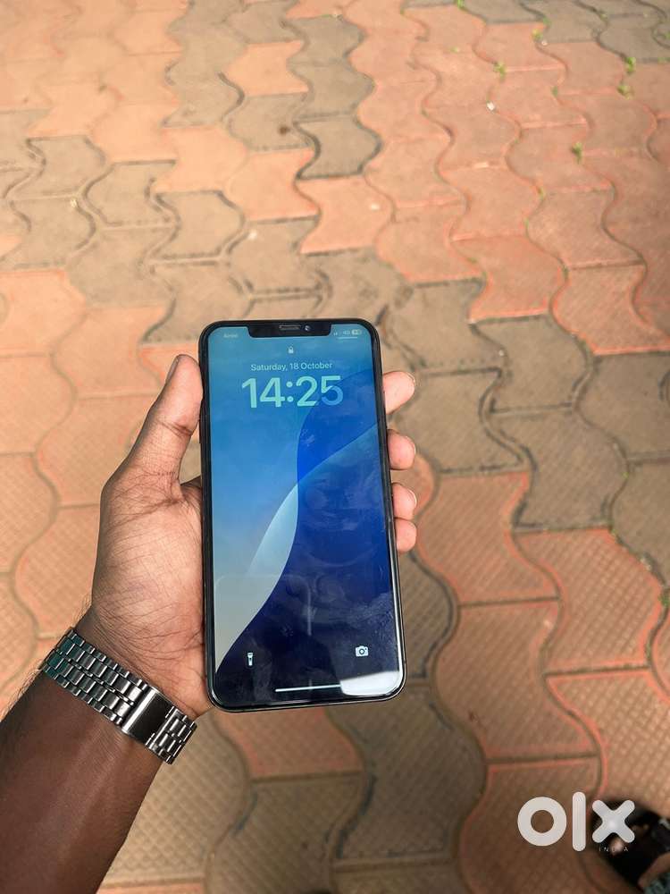 I phone xs max good condition