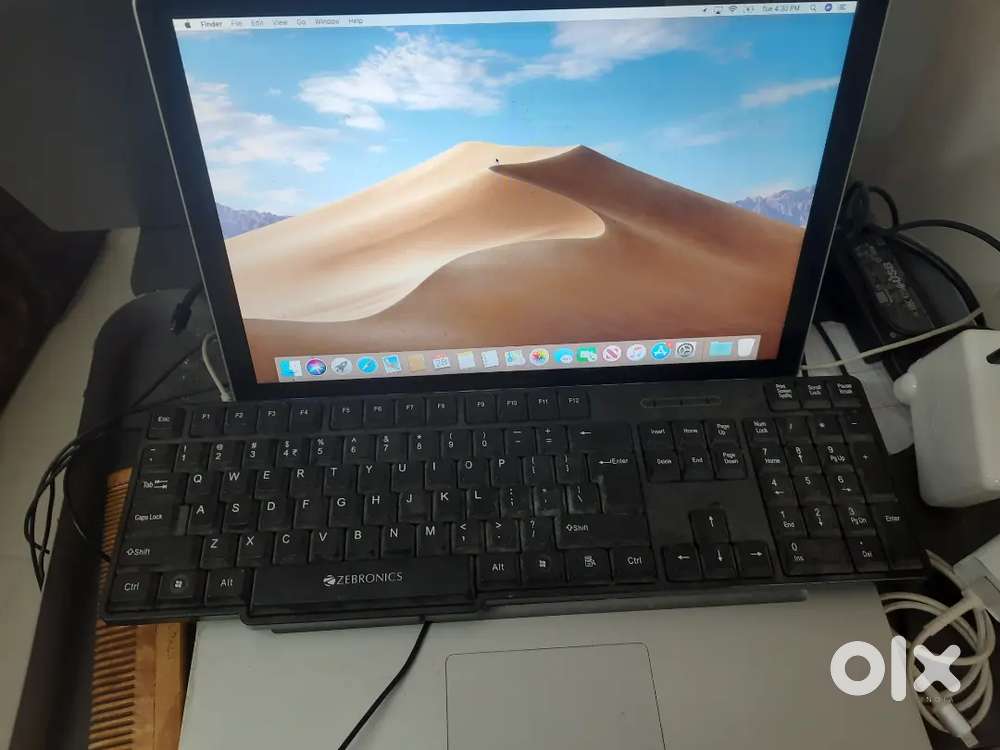 15 inch Mac book pro laptop 2012 model