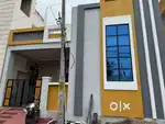 New house with car parking and street light