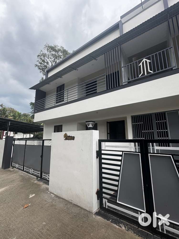 New building for rent