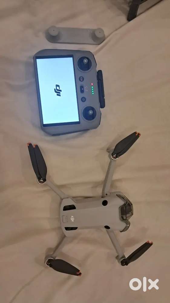 Dji mini 4 pro drone