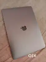 MACBOOK AIR M1