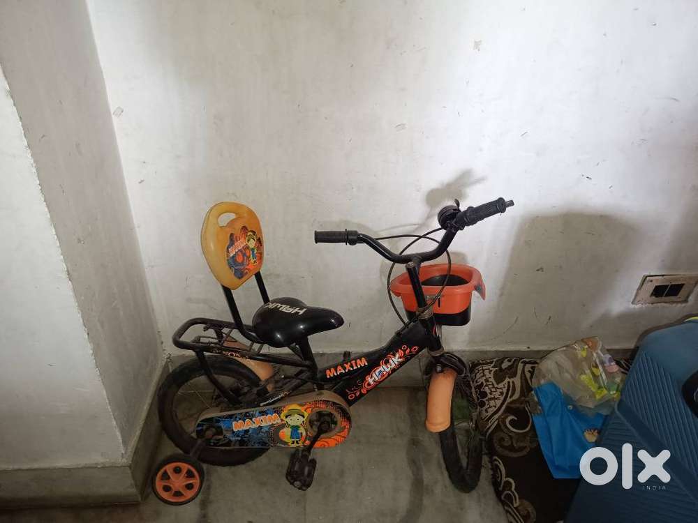 CHILD BICYCLE