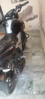New like condition TVS RTR 160 4v 2020 only 23000 km chali hui