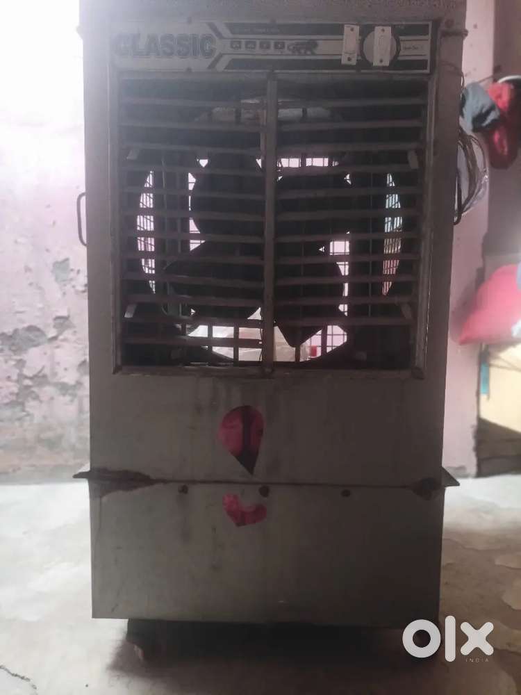 Good  condition air cooler koi kharabi nahi ha bilkul badhiya ha