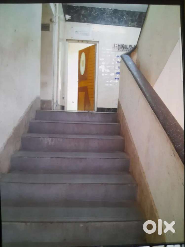 2nd floor Commercial Office Space on Nungambakkam High Road