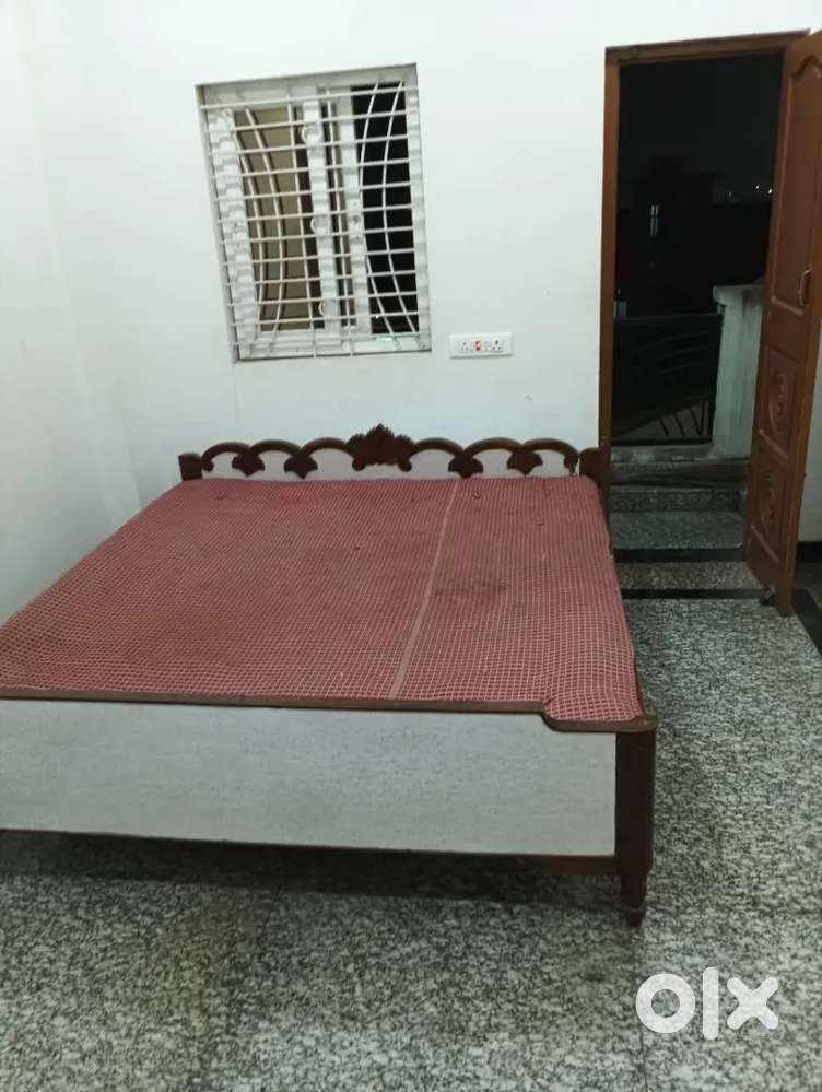 1BHK (Balcony & Western bathroom)chunna Bhatta