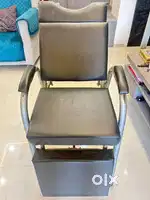 Parlour chair