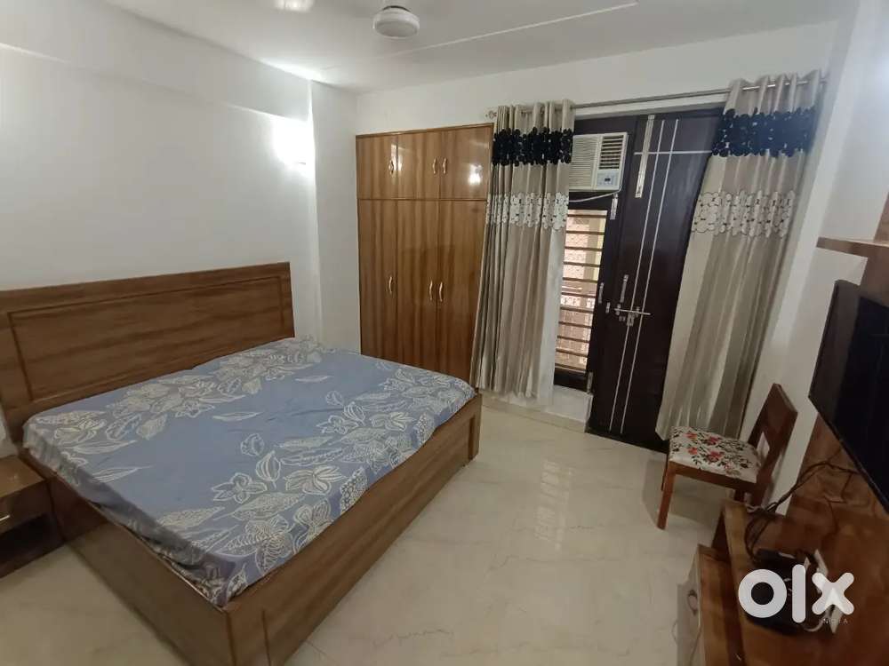 1BHk near Taj hotel vrindavan Rukmani vihar