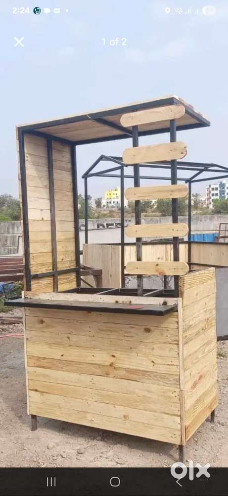 Pine wood Food counter