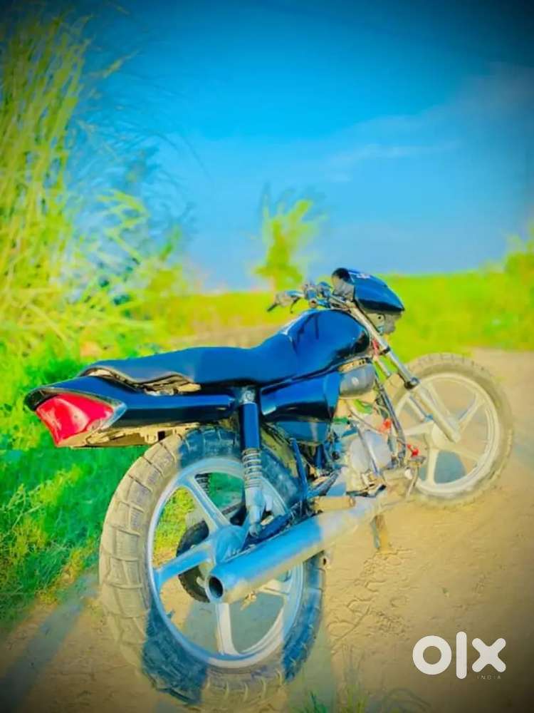 HF duluxe modified bike rx 100 seclicer and new tyre