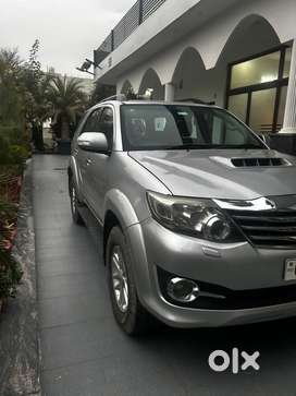 Toyota Fortuner 2013 Diesel 148000 Km Driven