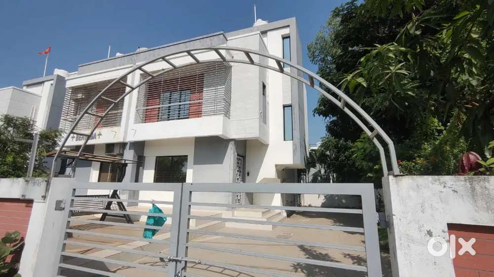 3Bhk dublex semi furnish rent gorwa  karodiya Road