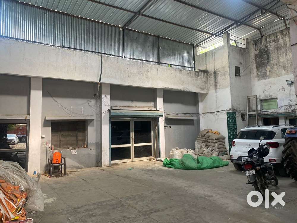 300 sq yard space is available for rent on main NH1