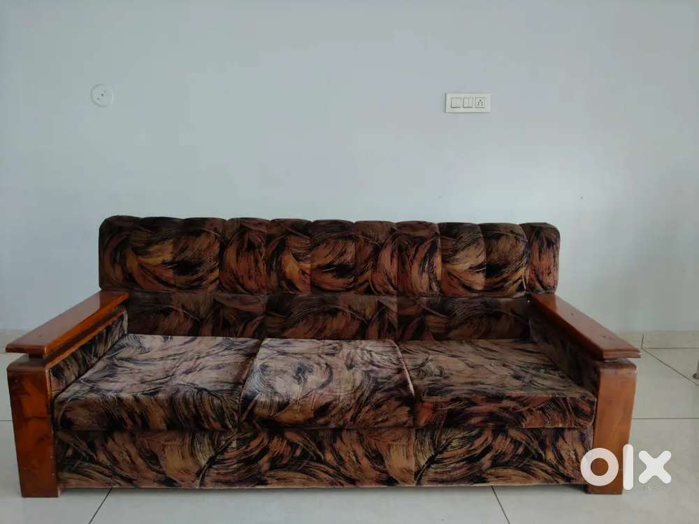 Drawing Room Sofa Set