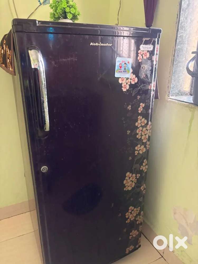 Good Condition Kelvinator Fridge @3000