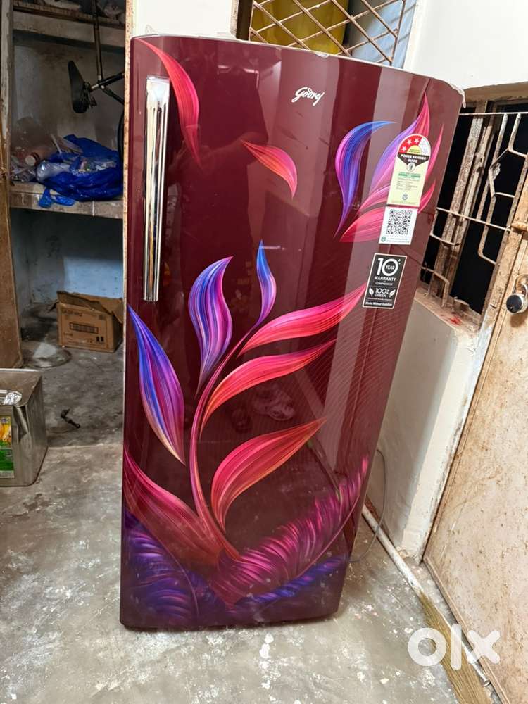 Godrej refrigerator 207 liters