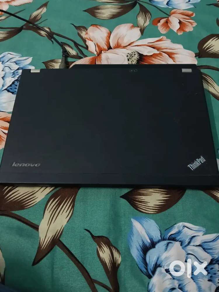 Laptop sell in ₹8,000