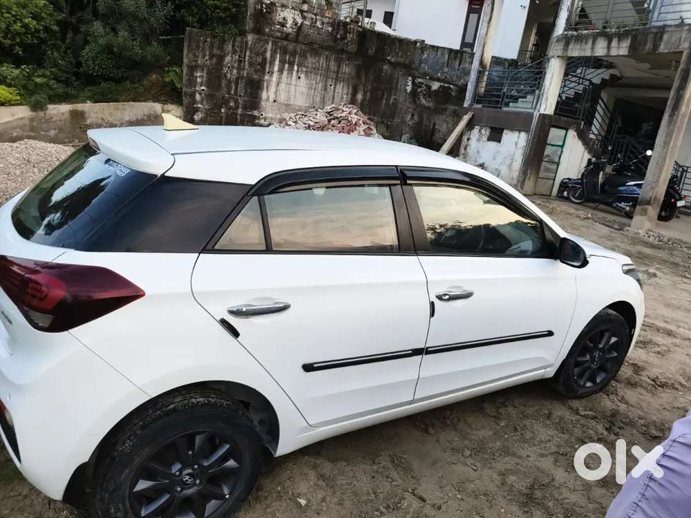 Hyundai Elite i20 asta 2019 Petrol 28000 Km Driven
