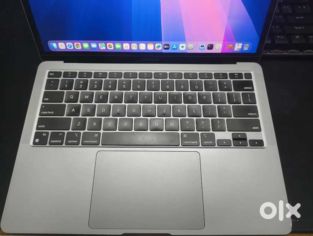 MacBook Air M1 8/256
