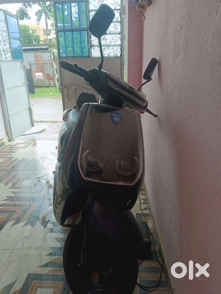 E-want electric scooty