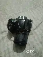 Good condition koi problem nhi hai double lens hai