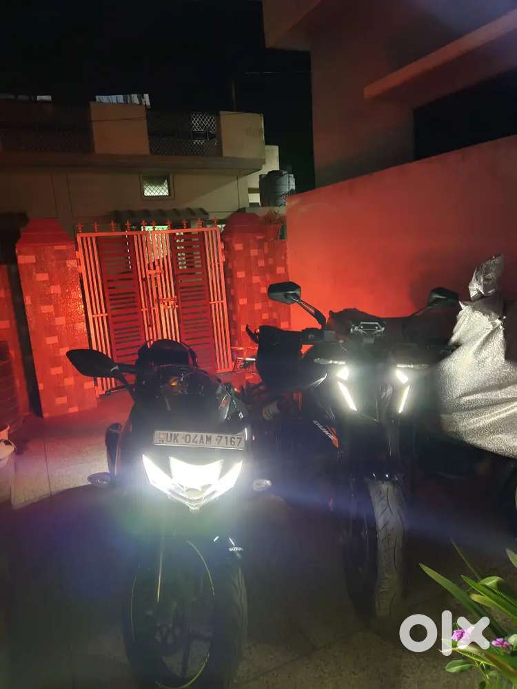 Kam chli gadi hai scooty leni hai isliye bech rha hu