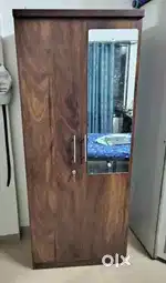 DOUBLE DOOR WARDROBE