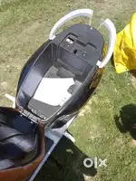 Yakooza electric scooty