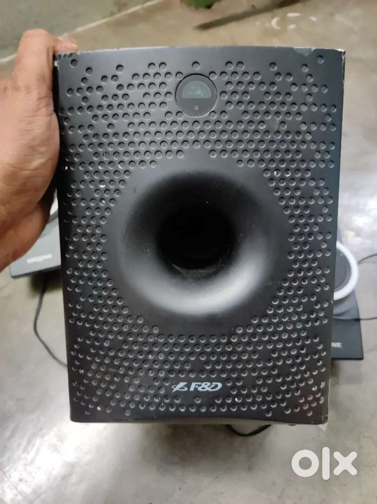 F&D 2.1 Bluetooth speaker